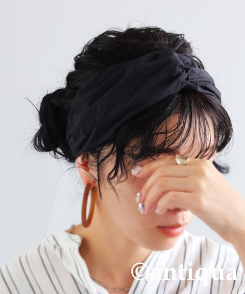 antiqua（アンティカ）の「ツイストデザインターバン（ヘアバンド・レディース・カーキ/ブラック・FREE）」の14枚目の写真