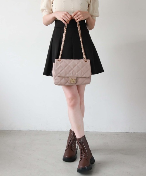 archives（アルシーヴ）の「キルトスタッズチェーンショルダー（ショルダーバッグ・レディース・ブラック/ベージュ・FREE）」の14枚目の写真