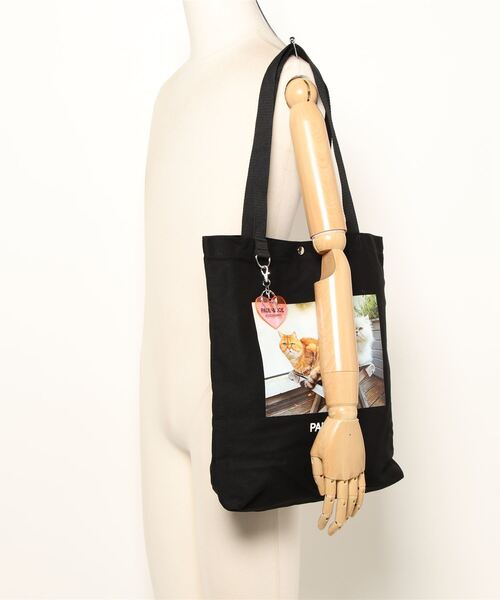 PAUL & JOE ACCESSOIRES（ポールアンドジョーアクセソワ）の「トートバッグ/フォトプリント/PAUL & JOE ACCESSOIRES（トートバッグ・レディース・ブラック/アイボリー・FREE）」の10枚目の写真