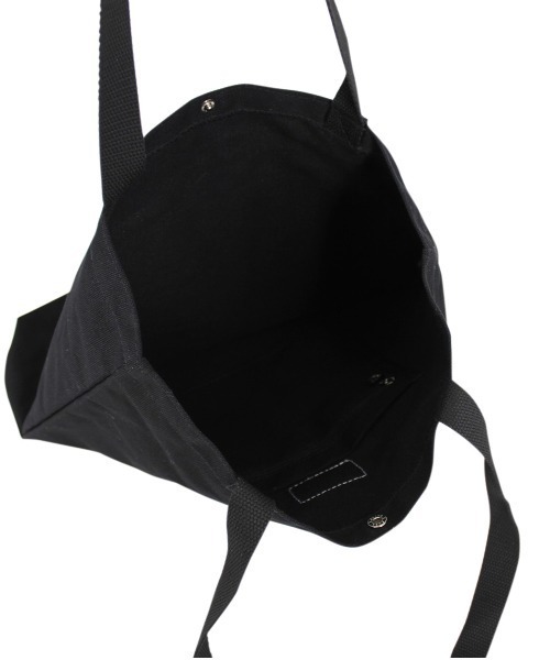 PAUL & JOE ACCESSOIRES（ポールアンドジョーアクセソワ）の「トートバッグ/フォトプリント/PAUL & JOE ACCESSOIRES（トートバッグ・レディース・ブラック/アイボリー・FREE）」の11枚目の写真