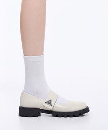 CHARLES & KEITH（チャールズ & キース）の「Trice トライス メタリックアクセントメリージェーン（パンプス）」