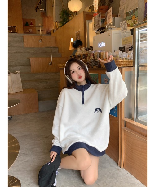 DEVICE（デバイス）の「ボア ビッグシルエット オーバーサイズ ワンポイント刺繍カラー ハーフジップ トラックジャケット 防寒（ブルゾン・レディース・ホワイト/ブラック・FREE）」の5枚目の写真