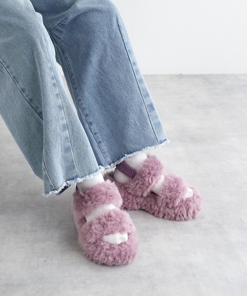 w closet（ダブルクローゼット）の「ファーサンダル（サンダル・レディース・ベージュ/ピンク/オフホワイト・M/L）」の8枚目の写真