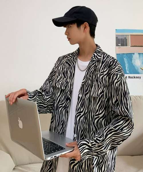 BASQUE magenta(バスクマゼンタ)の「ビッグシルエットゼブラ柄オープンカラーシャツ(シャツ/ブラウス・メンズ・ブラック/ブラウン・M/L)」の13枚目の写真