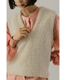 ottilie フェザーモールVネックベスト