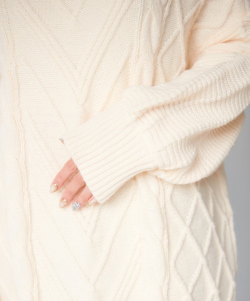 VIS(ビス)の「【洗える】オフショルケーブル編みワンピース(ワンピース・レディース・ライトグレー/オフホワイト/レッド系その他・FREE)」の20枚目の写真