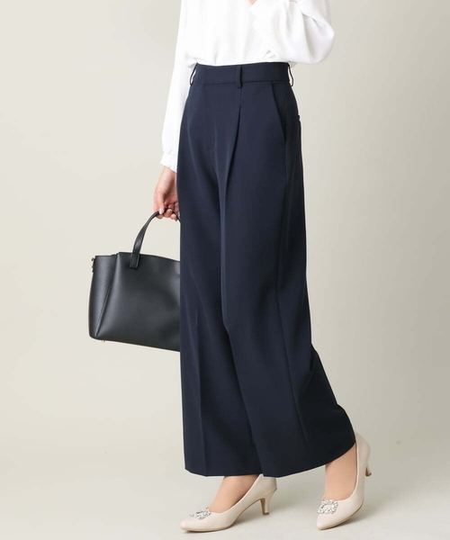 a.v.v（アーヴェヴェ）の「【洗える/イージーケア】ダブルクロスワイドストレートパンツ（スーツパンツ・レディース・ブラック/ネイビー/ライトグレー・38/40/34/36/42）」の3枚目の写真
