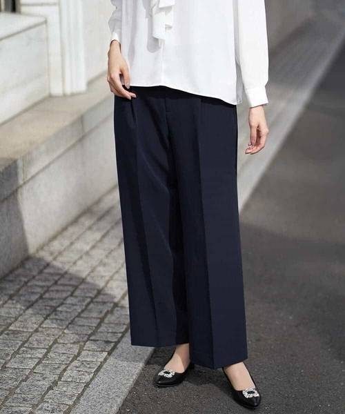 a.v.v（アーヴェヴェ）の「【洗える/イージーケア】ダブルクロスワイドストレートパンツ（スーツパンツ・レディース・ブラック/ネイビー/ライトグレー・38/40/34/36/42）」の5枚目の写真