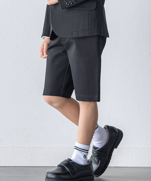 BeBe(ベベ)の「ストレッチポンチハーフパンツ(90~130cm)(スーツパンツ・キッズ・ブラック・120cm/130cm/90cm/100cm/110cm)」の4枚目の写真