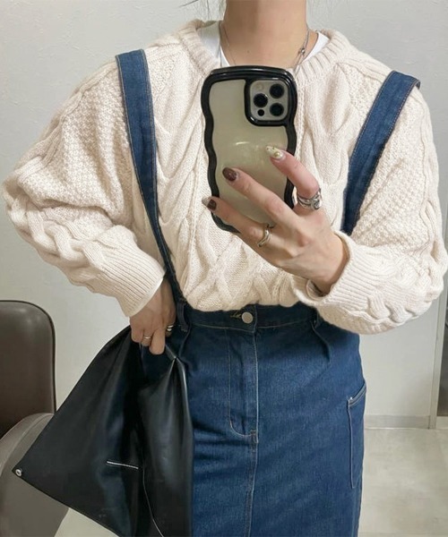 Miniministore(ミニミニストア)の「韓国風 ケーブル編み ニット レディース(ニット/セーター・レディース・イエロー/アイボリー/レッド/プラム・フリー)」の13枚目の写真