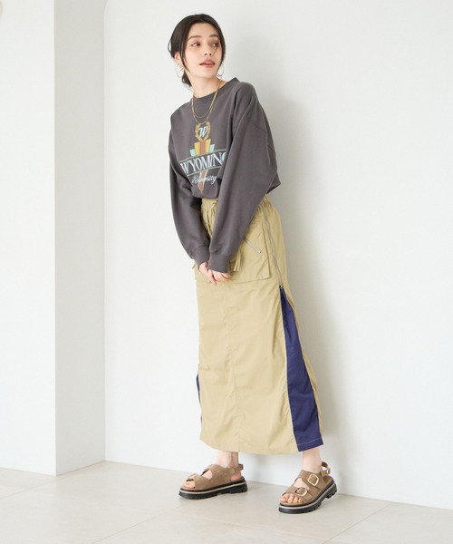 BAYFLOW（ベイフロー）の「ダブルバックルサンダル（サンダル・レディース・ベージュ/ブラック・MEDIUM/LARGE）」の3枚目の写真