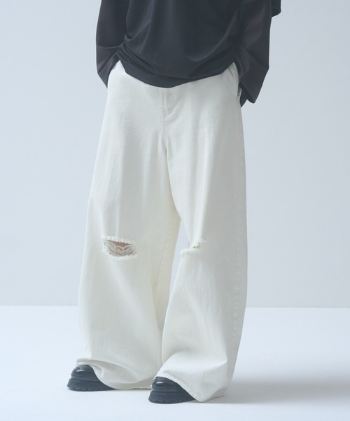 DOOPZ（ドープス）の「Damage Wide Buggy Denim - ダメージワイドバギーデニム（デニムパンツ・メンズ・ライトブルー/ブラック/ホワイト・LARGE/MEDIUM/SMALL）」の22枚目の写真