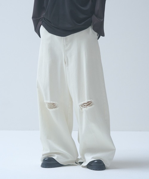 DOOPZ（ドープス）の「Damage Wide Buggy Denim - ダメージワイドバギーデニム（デニムパンツ・メンズ・ライトブルー/ブラック/ホワイト・LARGE/MEDIUM/SMALL）」の20枚目の写真