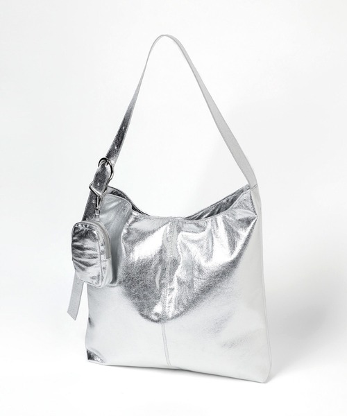 HARE（ハレ）の「ポーチツキショルダーBAG/A4 PC収納可能(HARE)（ショルダーバッグ・レディース・ブラック/シルバー・FREE）」の14枚目の写真