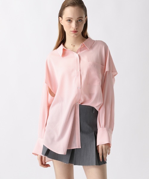 FOREVER 21（フォーエバー トゥエンティーワン）の「スリットストライプシャツ（シャツ/ブラウス・レディース・ブルー/グリーン/ピンク・FREE）」の3枚目の写真