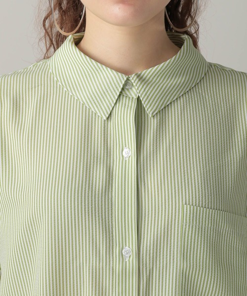 FOREVER 21（フォーエバー トゥエンティーワン）の「スリットストライプシャツ（シャツ/ブラウス・レディース・ブルー/グリーン/ピンク・FREE）」の20枚目の写真