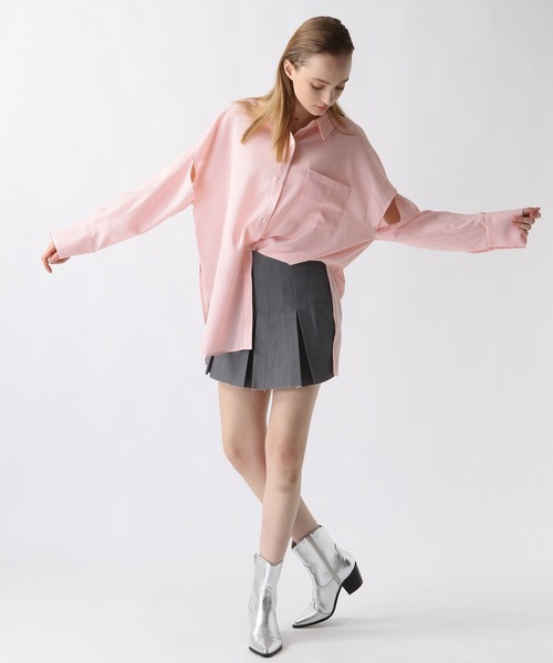 FOREVER 21（フォーエバー トゥエンティーワン）の「スリットストライプシャツ（シャツ/ブラウス・レディース・ブルー/グリーン/ピンク・FREE）」の7枚目の写真