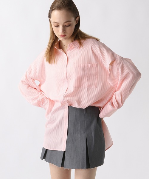 FOREVER 21（フォーエバー トゥエンティーワン）の「スリットストライプシャツ（シャツ/ブラウス・レディース・ブルー/グリーン/ピンク・FREE）」の10枚目の写真