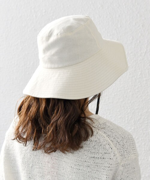 SHIPS any（シップス エニィ）の「SHIPS any: コットン アウトドア ハット（ハット・レディース・ブラック/ナチュラル・ONE SIZE）」の2枚目の写真