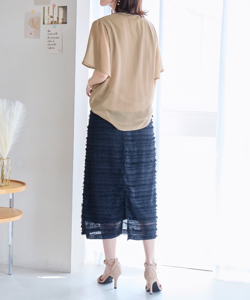 alotta(アロッタ)の「インナー付スキッパーブラウス(シャツ/ブラウス・レディース・グレイッシュベージュ/ブラック/ホワイト/ラベンダー・LL/L/M/3L)」の18枚目の写真