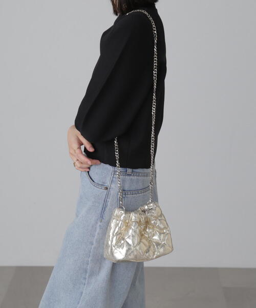 FREE'S MART（フリーズマート）の「チェーンポシェット（ショルダーバッグ・レディース・ブラック/ゴールド・ﾌﾘ-）」の3枚目の写真