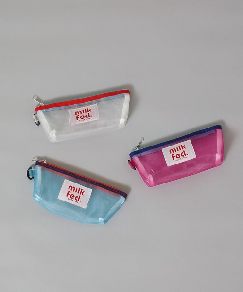 MILKFED.(ミルクフェド)の「MESH SLIM POUCH(ポーチ・レディース・ライトブルー/ホワイト/ピンク・ONE SIZE)」の4枚目の写真