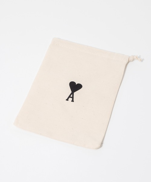 AMI Alexandre Mattiussi（アミアレクサンドルマテュッシ）の「AMI PARIS RED ADC AMI DE COEUR BEANIE アミ パリス メリノウール ビーニー（ニットキャップ/ビーニー・レディース・ブラック・FREE）」の7枚目の写真