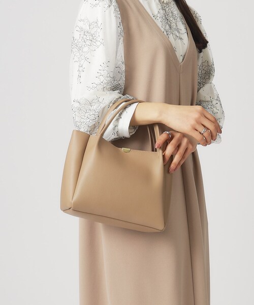 SHOO・LA・RUE（シューラルー）の「◆【2WAY】つまみハンドルミニトートバッグ（トートバッグ・レディース・グレー系4/ブラック/ベージュ・00）」の10枚目の写真