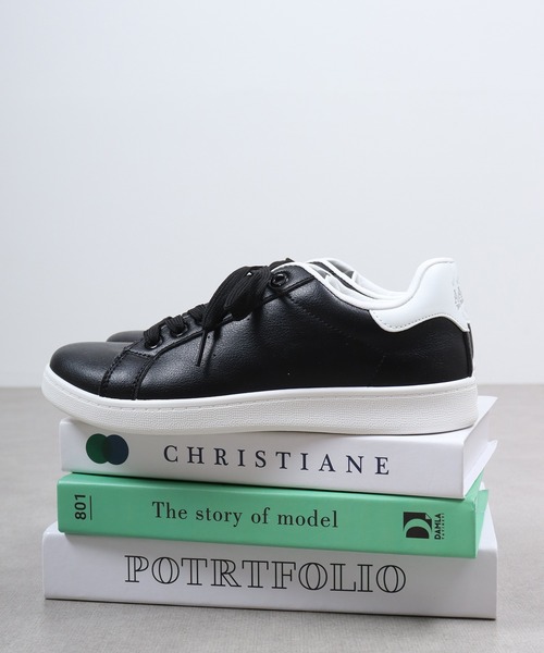 AAA(トリプルエー)の「AAA+ コートタイプ ベーシックスニーカー(スニーカー・レディース・レッド/ブラック×ブラック/ホワイト×ホワイト/ブラック/グリーン/ホワイト・41/39/37/36/35/40/38)」の4枚目の写真