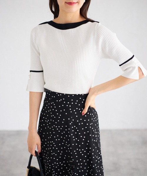 tocco closet（トッコ　クローゼット）の「【ZOZO限定】スリーブスリットバイカラーリブニットトップス（ニット/セーター・レディース・ベージュ/オフホワイト/ブルー/ブラック/ピンクベージュ・M）」の3枚目の写真