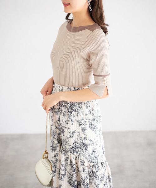 tocco closet（トッコ　クローゼット）の「【ZOZO限定】スリーブスリットバイカラーリブニットトップス（ニット/セーター・レディース・ベージュ/オフホワイト/ブルー/ブラック/ピンクベージュ・M）」の22枚目の写真