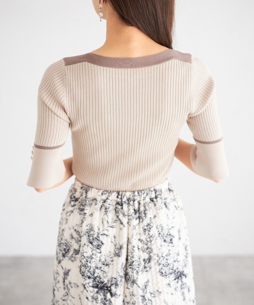 tocco closet（トッコ　クローゼット）の「【ZOZO限定】スリーブスリットバイカラーリブニットトップス（ニット/セーター・レディース・ベージュ/オフホワイト/ブルー/ブラック/ピンクベージュ・M）」の19枚目の写真