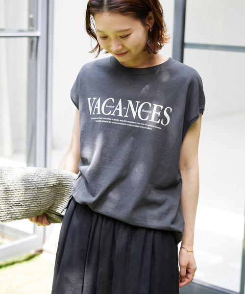 SLOBE IENA(スローブイエナ)の「《追加》VACANCESロゴフレンチTEE(Tシャツ/カットソー・レディース・チャコールグレー/アイボリー/カーキ・FREE)」の10枚目の写真