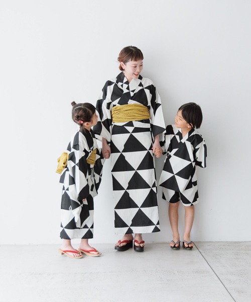 LOWRYS FARM(ローリーズファーム)の「ジンベエ 122199(浴衣・キッズ・ブラック・110cm/130cm/150cm)」の2枚目の写真