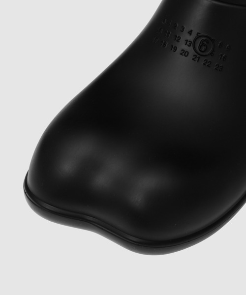 MM6 Maison Margiela（ｴﾑｴﾑｼｯｸｽ ﾒｿﾞﾝ ﾏﾙｼﾞｪﾗ）の「SLIPPER（スリッポン