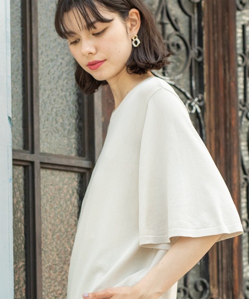 OPAQUE.CLIP(オペークドットクリップ)の「◆《6color》クールタッチフレアスリーブニット【洗濯機洗い可/UVケア/接触冷感/抗ピル】(ニット/セーター・レディース・ブラック/ブルー系その他/ライトベージュ/ダークブラウン系2/スモーキーグリーン系/ベージュ系その他5・40/38/42/36)」の4枚目の写真