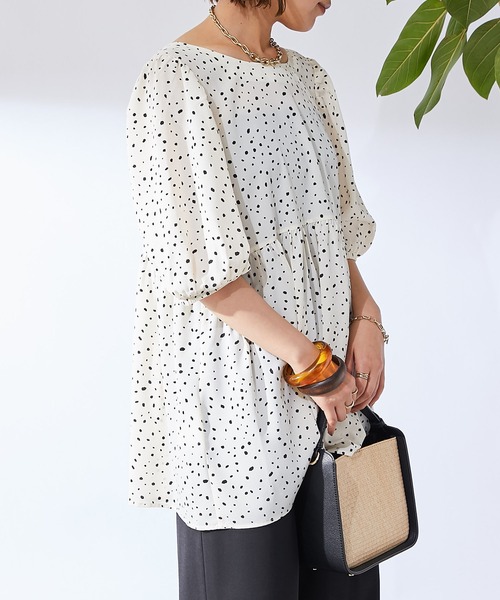 un dix cors（アンディコール）の「変形ドット2WAYチュニック（シャツ/ブラウス・レディース・ホワイト/ブラック・FREE）」の6枚目の写真