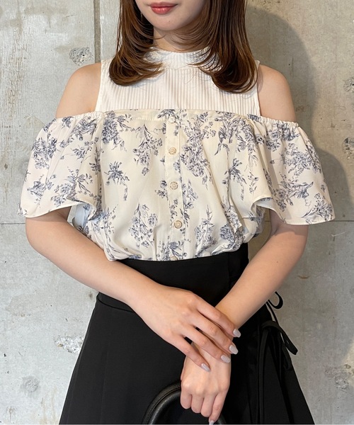 abc une face(アーベーセーアンフェイス)の「2WAYドッキングカットソー(Tシャツ/カットソー・レディース・ブラック/ホワイト/ホワイト系その他/パープル系その他/ブルー系その他/グレー/ブラック系その他・FREE)」の6枚目の写真
