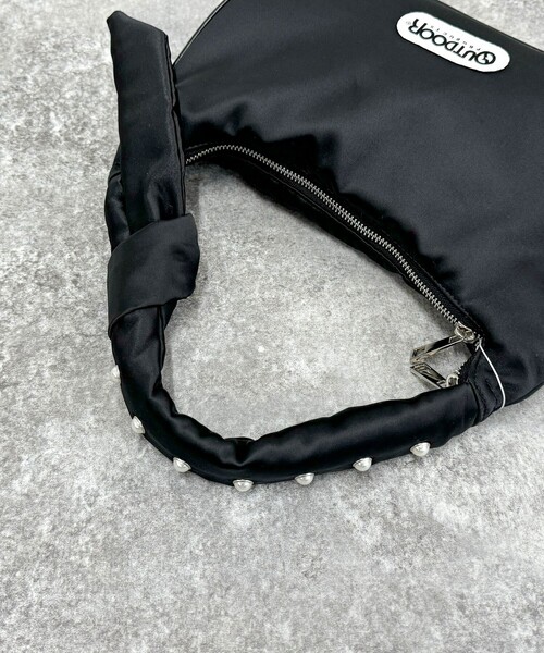 OUTDOOR PRODUCTS(アウトドアプロダクツ)の「【OUTDOOR PRODUCTS /アウトドアプロダクツ】サテンワンショルバッグ(ハンドバッグ・レディース・ブラック/シルバー・FREE)」の13枚目の写真