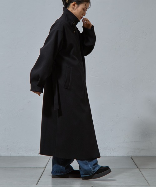 COLONY 2139（コロニートゥーワンスリーナイン）の「ベルト付ボリューム袖ステンカラーコート（ステンカラーコート・レディース・ブラック/チャコールグレー/ブラウン・FREE）」の8枚目の写真