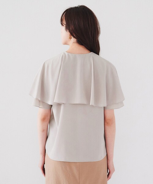 【セール】【二の腕カバー/パウダータッチ】ケープデザインブラウス（シャツ/ブラウス）｜UNTITLED（アンタイトル）