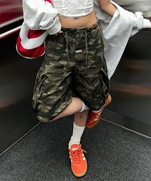 86449576b_22_d_215.jpg
