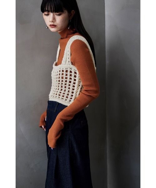 etoll.（エトル）の「サムホールハイネックリブニット（ニット/セーター・レディース・アイボリー/ブラック/杢グレー/レッド/オレンジ・FREE）」の12枚目の写真