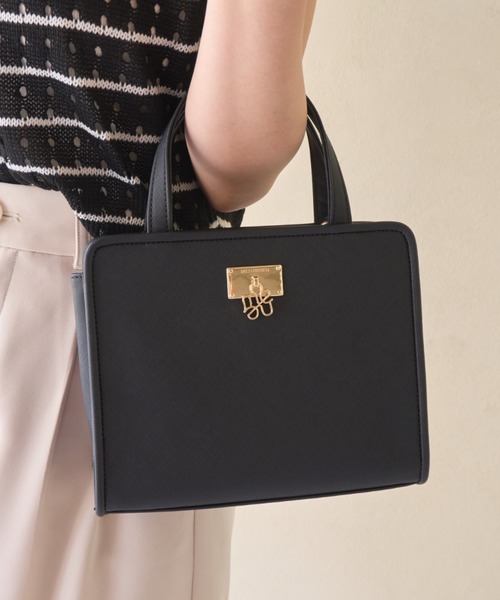 mellowneon（メロウネオン）の「2wayロゴチャームスクエアバッグ（ショルダーバッグ・レディース・アイボリー/ブラック・FREE）」の11枚目の写真