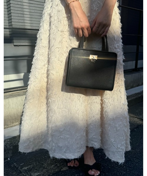 mellowneon（メロウネオン）の「2wayロゴチャームスクエアバッグ（ショルダーバッグ・レディース・アイボリー/ブラック・FREE）」の22枚目の写真