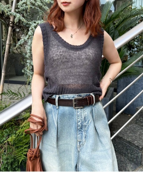 DOUBLE NAME(ダブルネーム)の「モヘアタッチシアーニットベスト(ニット/セーター・レディース・ピンク/スミクロ/ブルー/オフホワイト・FREE)」の12枚目の写真