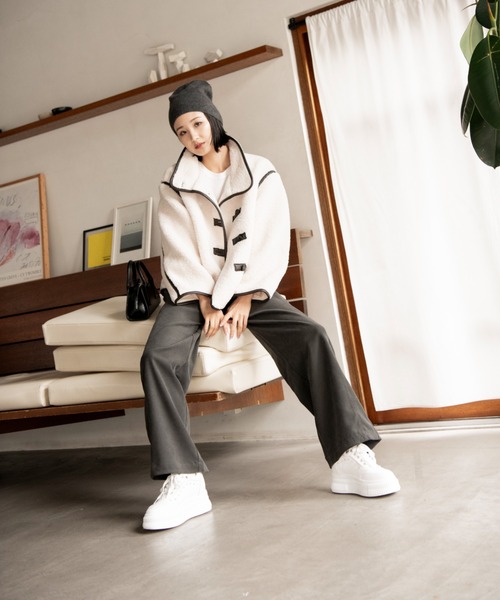 R&E（アールアンドイー）の「【R&E】ビジューデコレイト厚底スニーカー（スニーカー・レディース・ホワイト/ブラック・M/L/LL/S）」の16枚目の写真