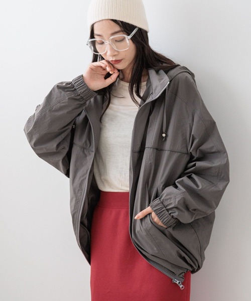 LOWRYS FARM（ローリーズファーム）の「パイピングナイロンブルゾン