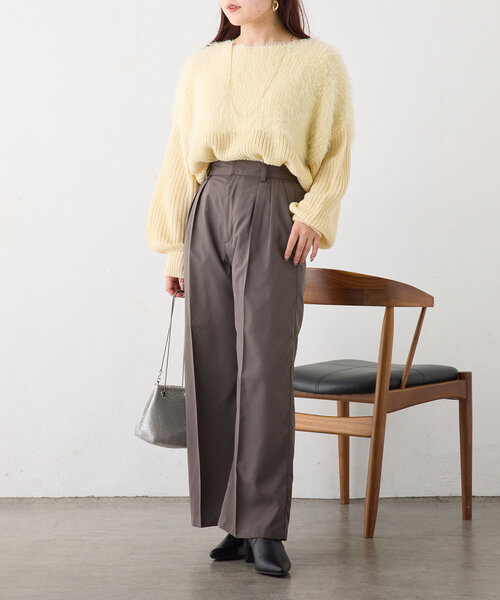 continuer de NICE CLAUP（コンティニューデナイスクラップ）の「【WEB限定】《サイズ展開あり》美シルエットツータックワイドパンツ（その他パンツ・レディース・ブラウン/ブラック/チャコールグレー・SMALL/MEDIUM）」の4枚目の写真