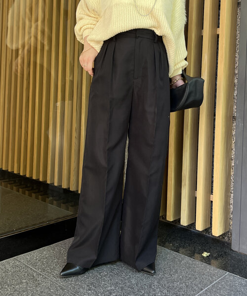 continuer de NICE CLAUP（コンティニューデナイスクラップ）の「【WEB限定】《サイズ展開あり》美シルエットツータックワイドパンツ（その他パンツ・レディース・ブラウン/ブラック/チャコールグレー・SMALL/MEDIUM）」の9枚目の写真